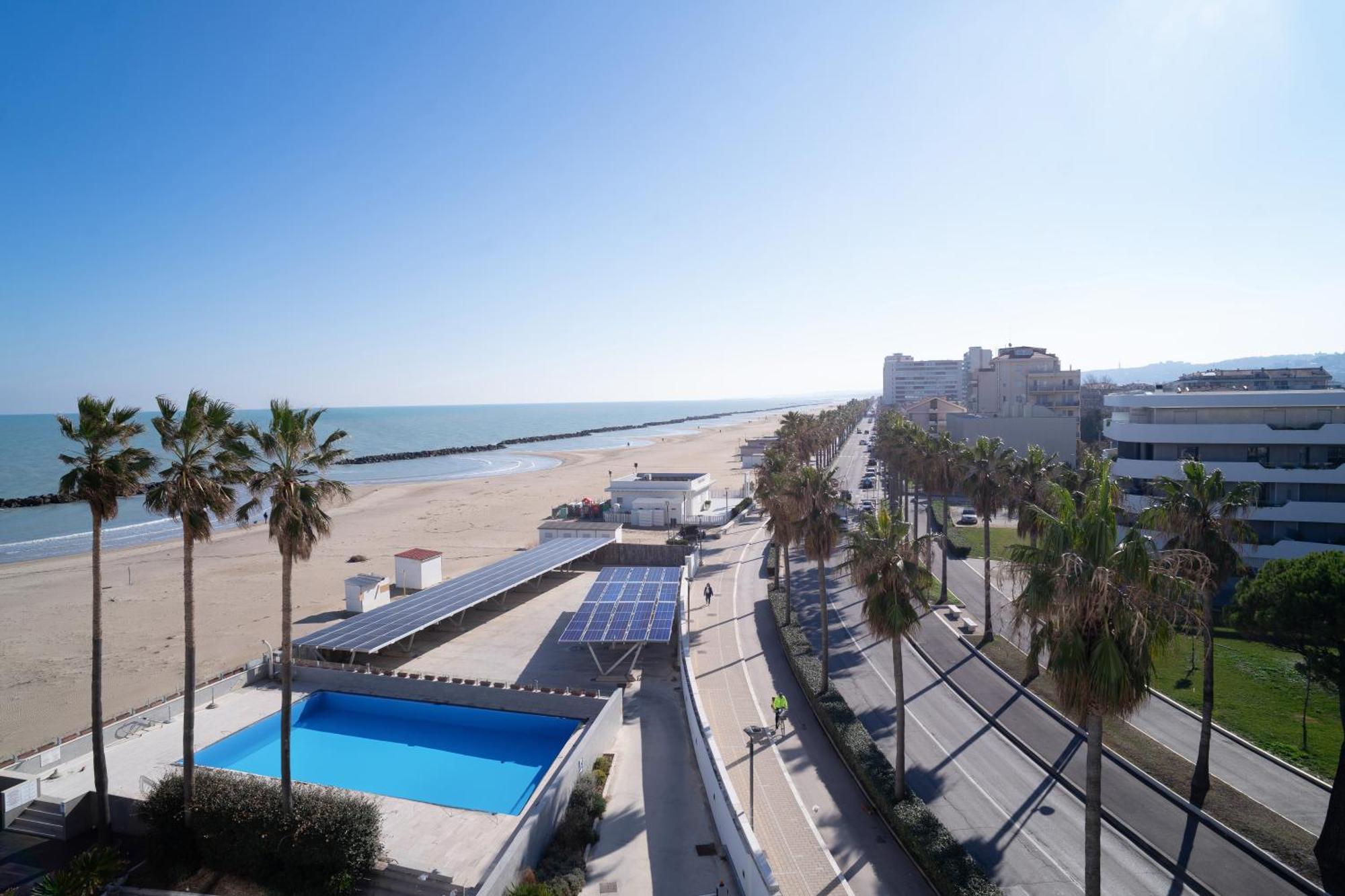 Montesilvano Marina Sea Lion Hotel מראה חיצוני תמונה
